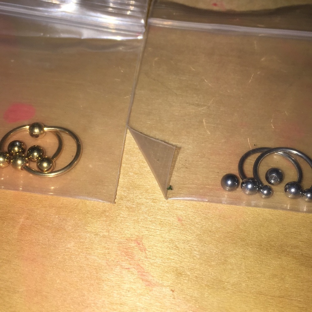 16gs gold&silver lip rings new